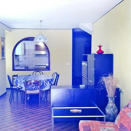 Holiday home Holiday Flat Casa Laura Verbania/pallanza - Ilm03003-p Verbania